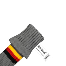 Load image into Gallery viewer, Scott Edward Knitted Golf Covers for Driver Wood,Fairway Wood and Hybrid Wood,Protect Golf Club from Scratches and Dust,Double Layers,Decorate Golf Bags, Grey Yellow Pattern