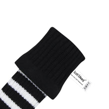 Load image into Gallery viewer, 2022 New Style Scott Edward Knitted Golf Covers for Driver Wood,Fairway Wood and Hybrid Wood,Protect Golf Club from Scratches and Dust,Decorate Golf Bags with Love Heart