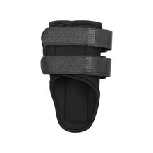 Load image into Gallery viewer, Scott Edward Golf Swing Assist Pro Wrist Protector Smooths and connects - easy and correct wrist protection
